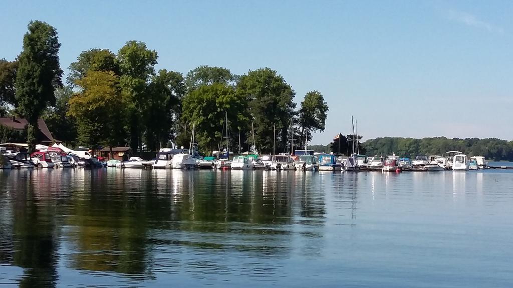 Ferienwohnung Am Schweriner See Raben Steinfeld Kültér fotó