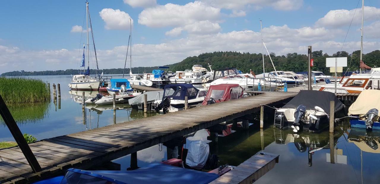 Ferienwohnung Am Schweriner See Raben Steinfeld Kültér fotó